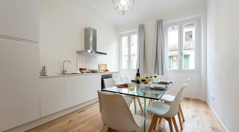 Photo of Florentine Flourish