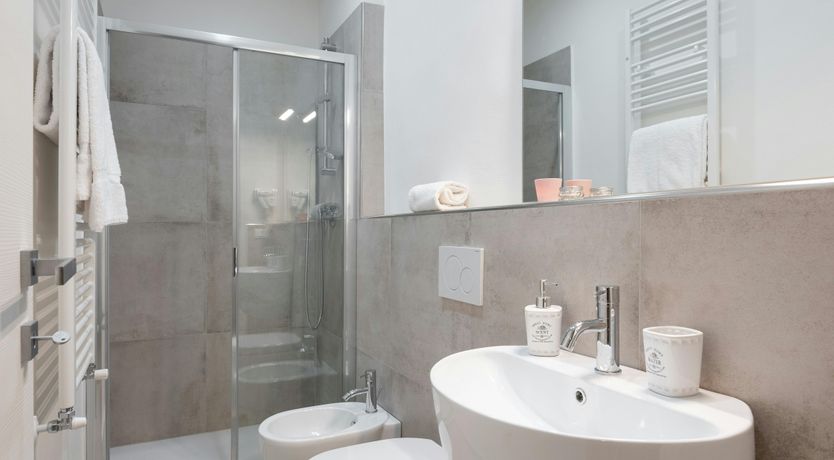 Photo of Florentine Flourish