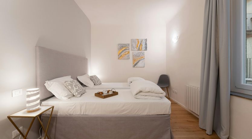 Photo of Florentine Flourish