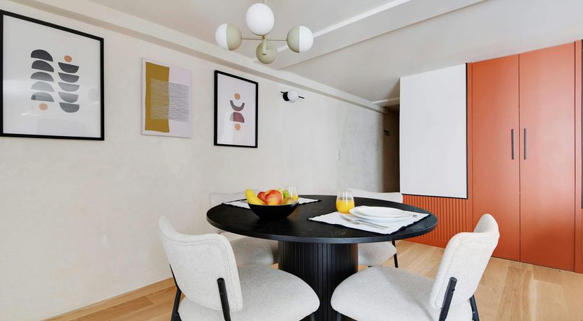 Photo of Avocado & Orange