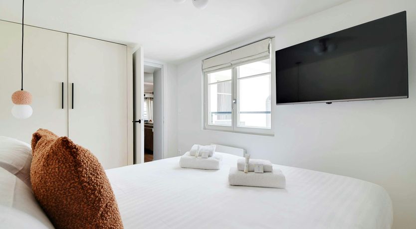 Photo of Avocado & Orange