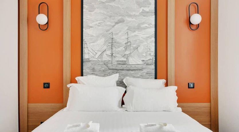 Photo of Bastille Dreams