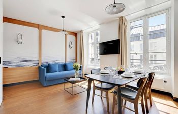 Bastille Dreams Holiday Home