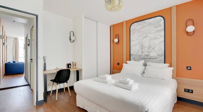 Photo of Bastille Dreams