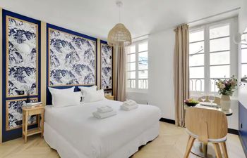 The History of Paris Holiday Home