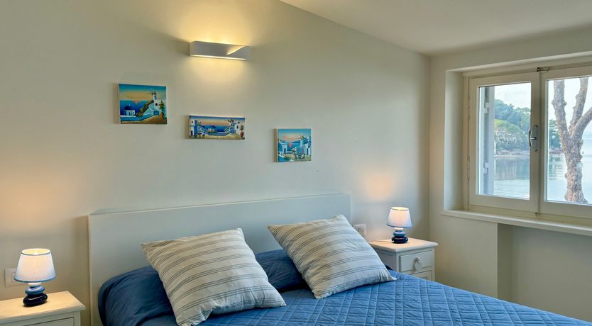 Photo of The Sea Light