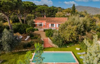 The Strawberry Tree Holiday Home