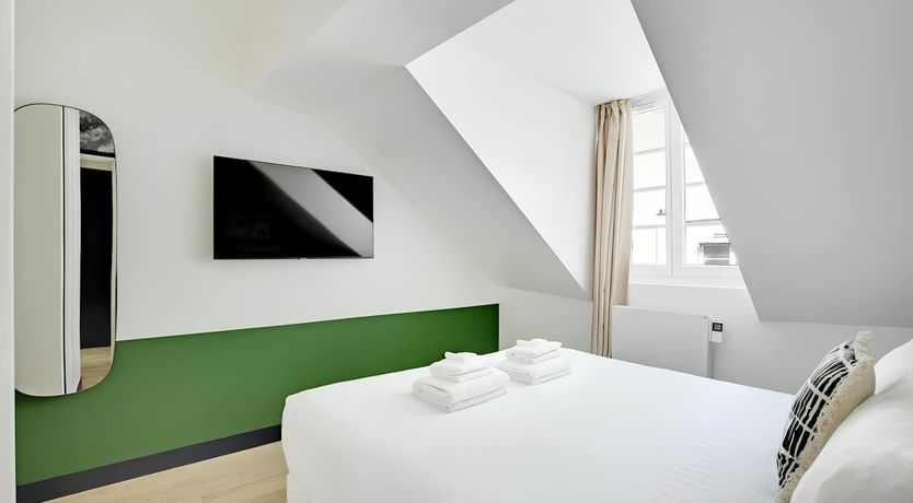 Photo of Bastille Jungle