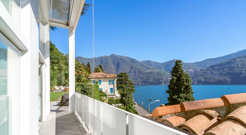 Photo of Lovely Lake Living