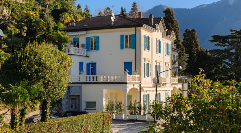 Photo of Lovely Lake Living