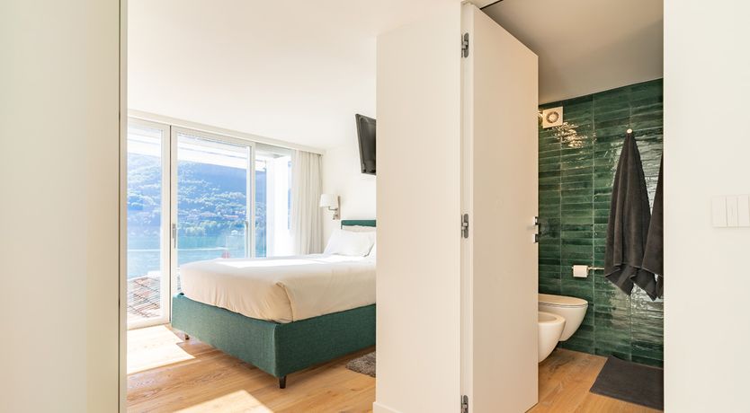 Photo of Lovely Lake Living