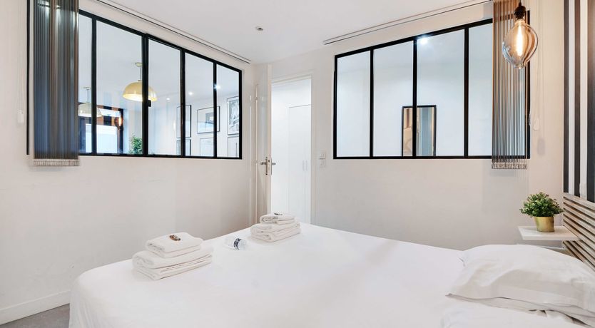 Photo of Parisian Monochromatic