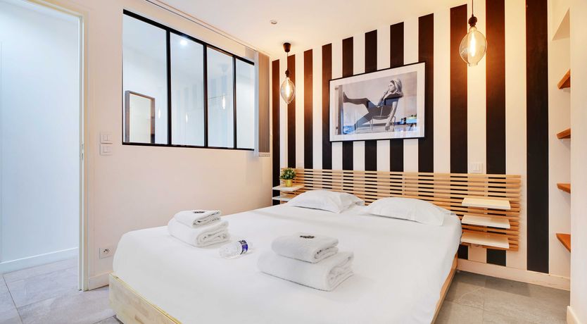 Photo of Parisian Monochromatic