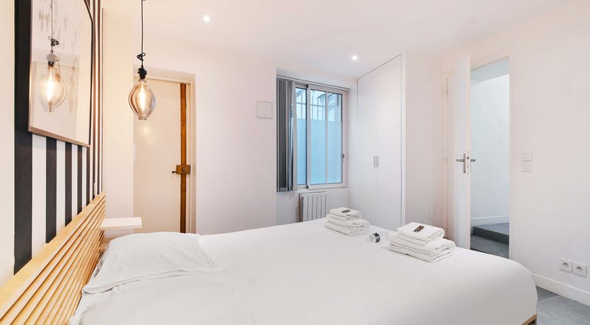 Photo of Parisian Monochromatic