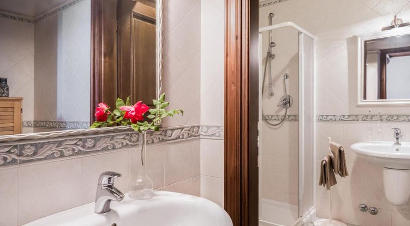 Photo of Cedar & Oak