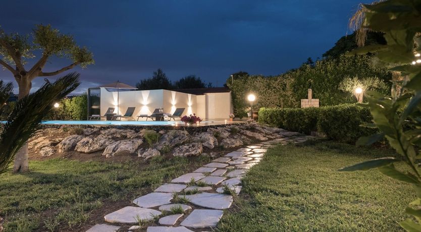 Photo of Pastel Jewel