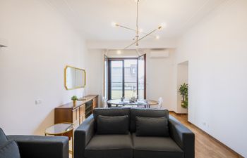 The Milan Skyline Holiday Home