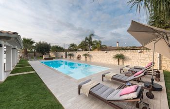 Savour Sicily Holiday Home