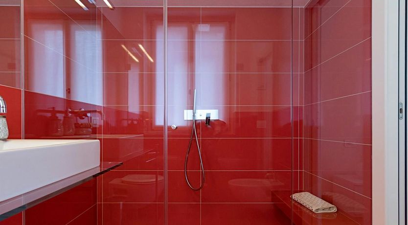 Photo of Lake Como Reflections