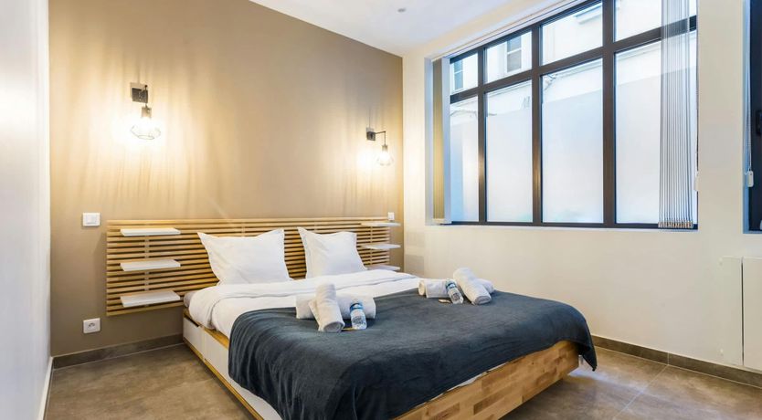 Photo of Parisian History