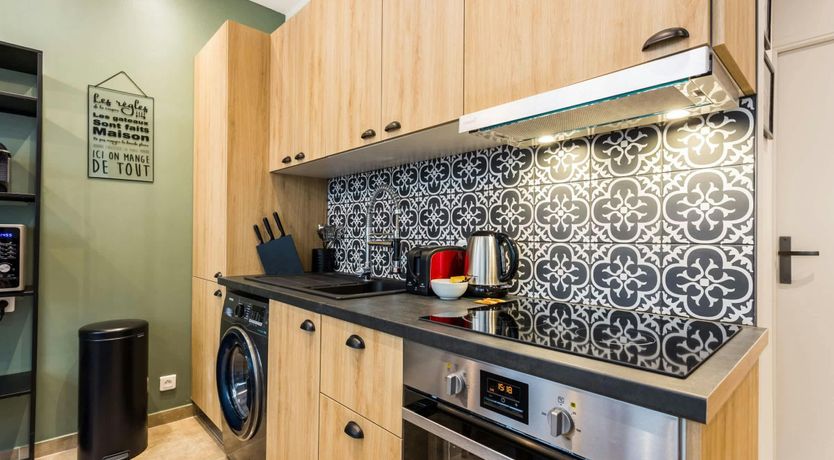 Photo of Parisian History