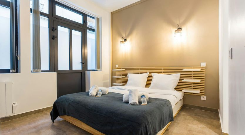 Photo of Parisian History