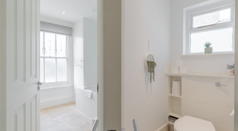 Photo of Queen's Delight