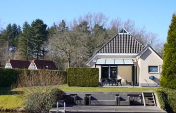 Vosseberghuis Prestige & Outdoor Spa Holiday Home