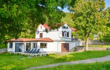 MaLa Holiday Home