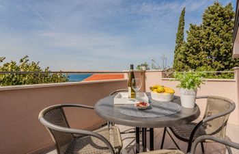 Sofija Apartment 2 Holiday Home