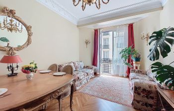 Semiramis Holiday Home