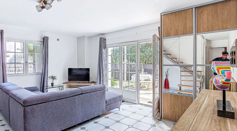 Photo of Les Cariatides 4