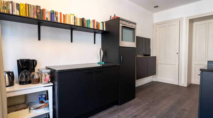 Photo of Centrally located "Maris"