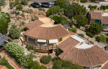 Tramonto Holiday Home