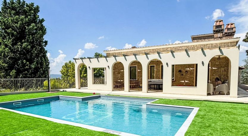 Photo of Umbriancevilla