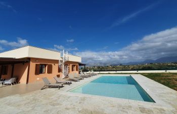 MareLuna Apartment 2 Holiday Home