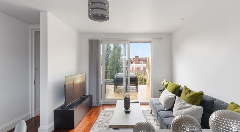 Photo of Golden Retreat