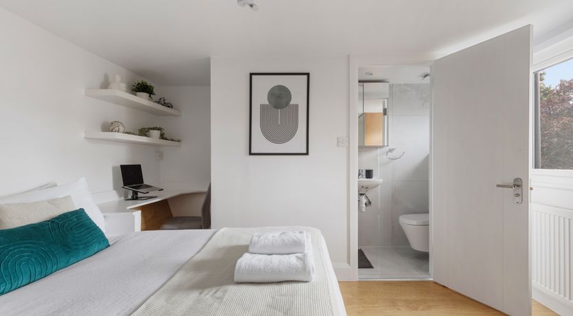 Photo of Golden Retreat