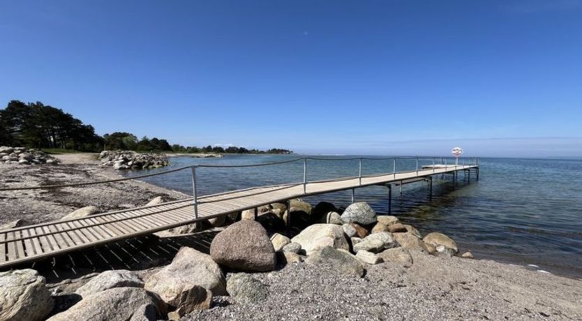 Photo of "Hjalmine" - 225m from the sea