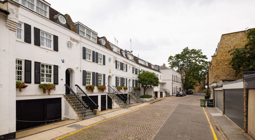 Photo of London Lovers