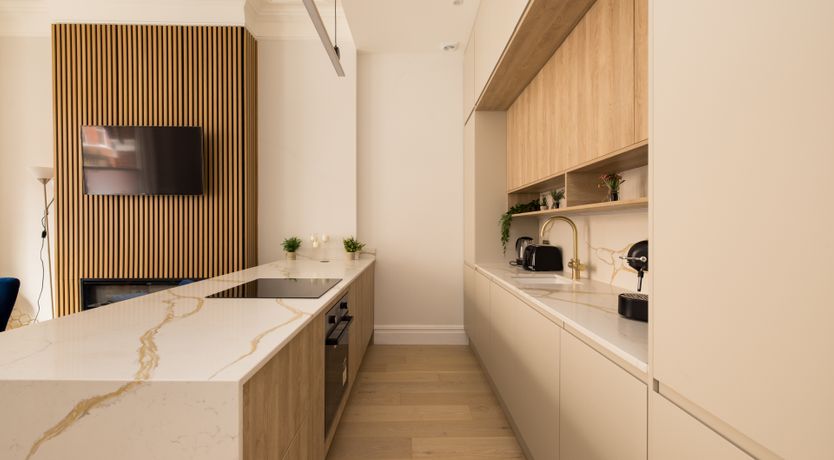 Photo of London Lovers