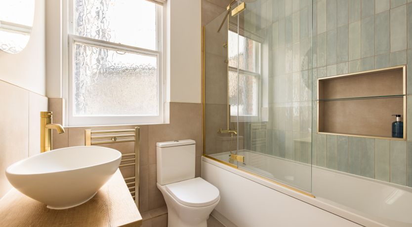 Photo of London Lovers