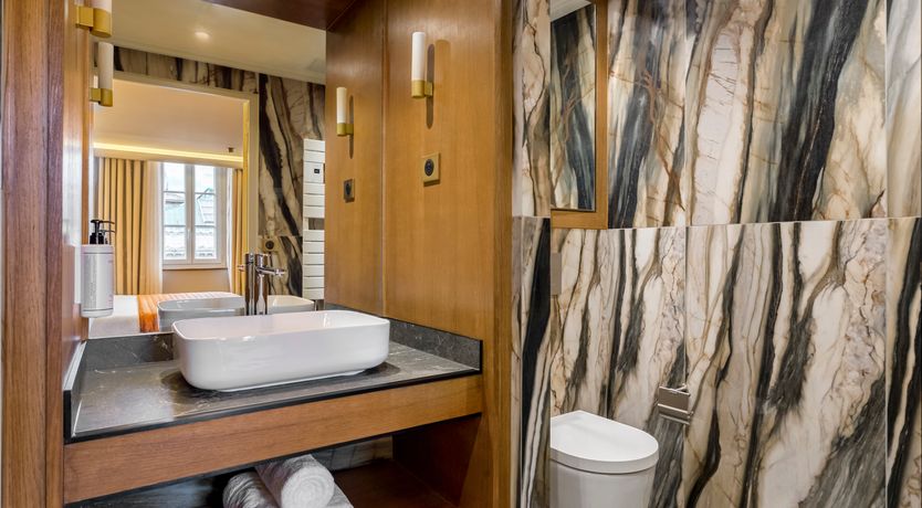 Photo of Brongniart & Beyond