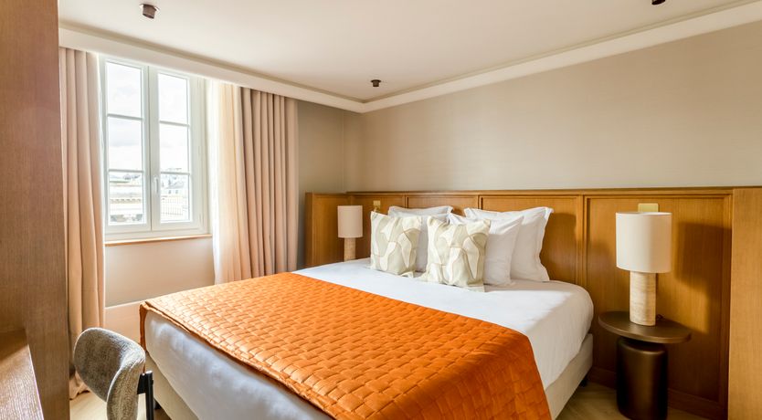 Photo of Brongniart & Beyond