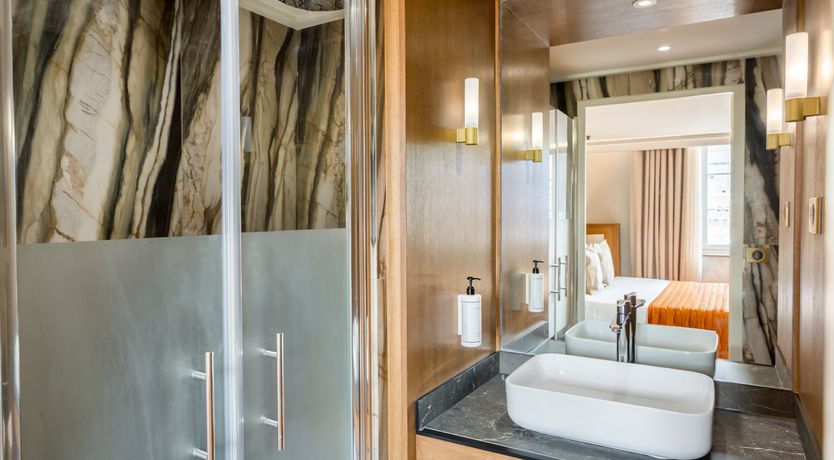 Photo of Brongniart & Beyond