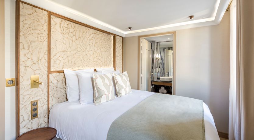 Photo of Brongniart & Beyond