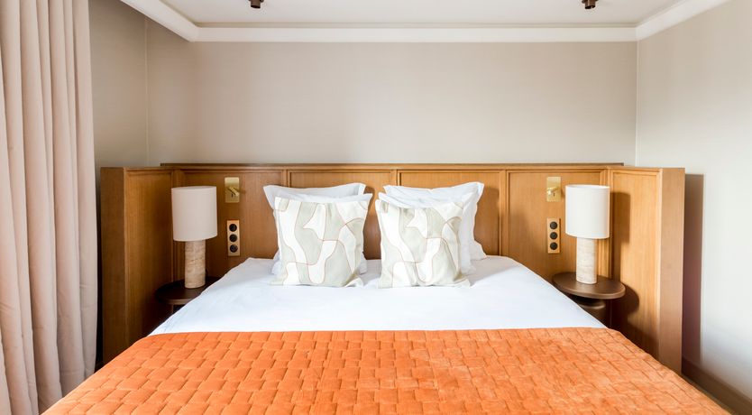 Photo of Brongniart & Beyond