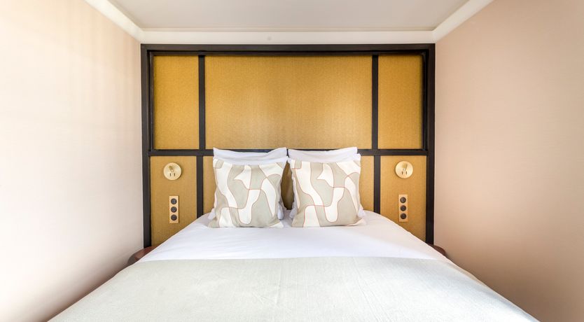 Photo of Brongniart & Beyond