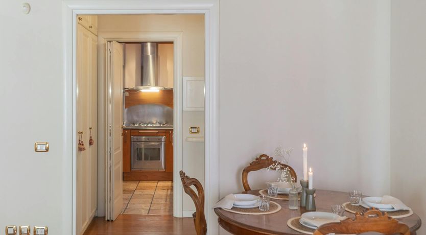 Photo of Como Calling