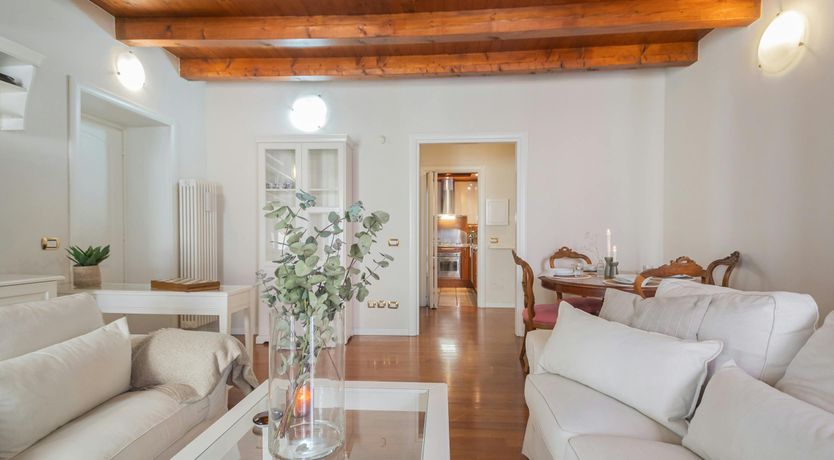 Photo of Como Calling